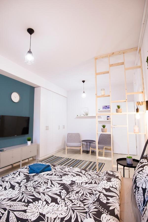 Ideal Studio Bucarest Esterno foto